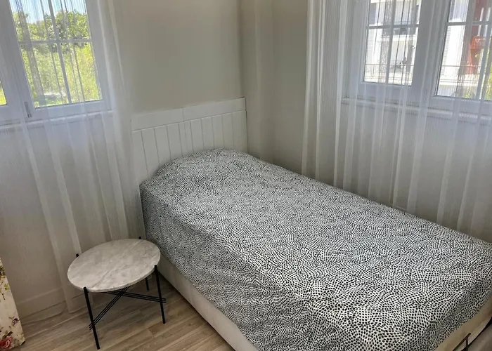 Entire In Residential Compound With Great Location Apartment Side