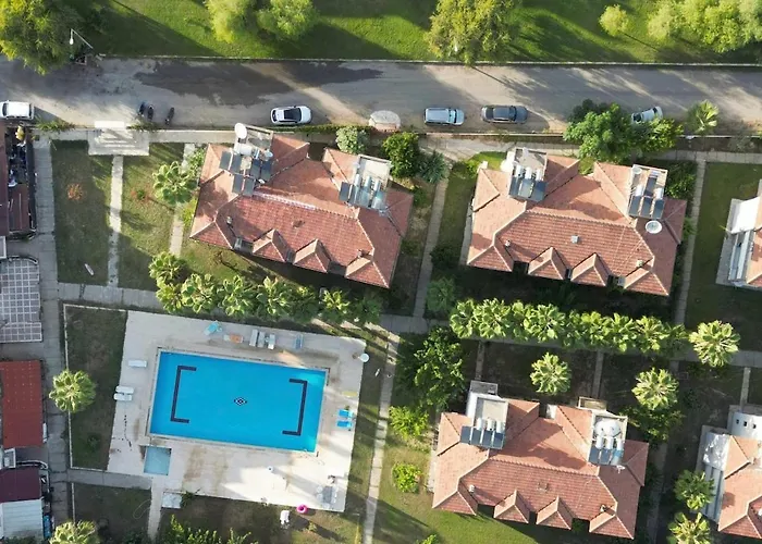 Entire In Residential Compound With Great Location Apartman